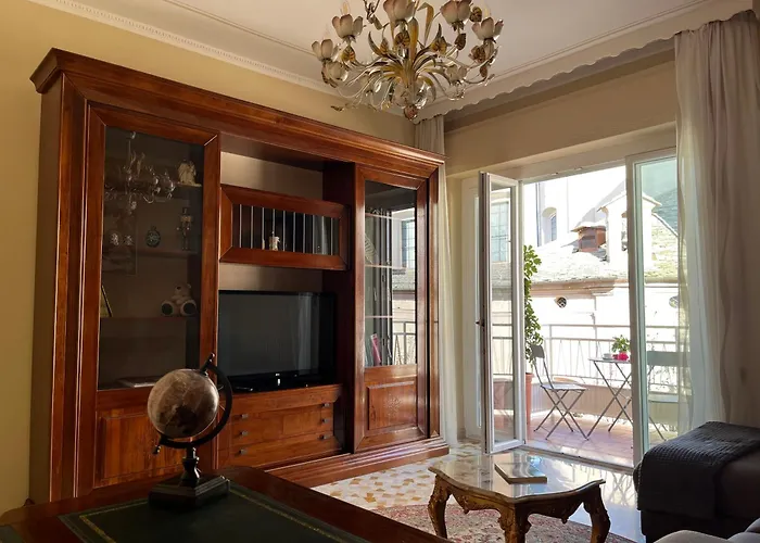 Vittore 11 Square