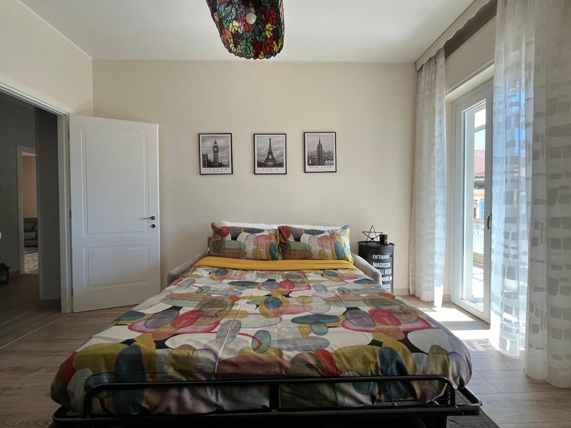 Vittore 11 Square *